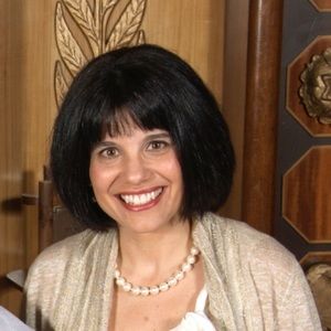 Meet your Posher, Naomi